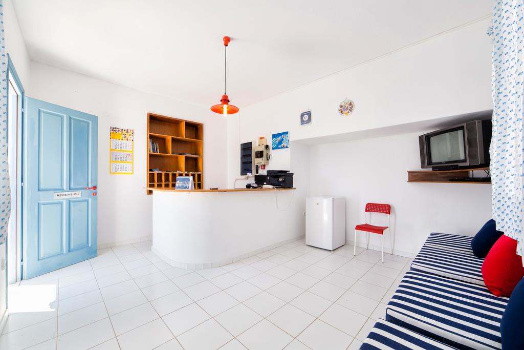 Fivos Apartments Aliki  Exterior photo